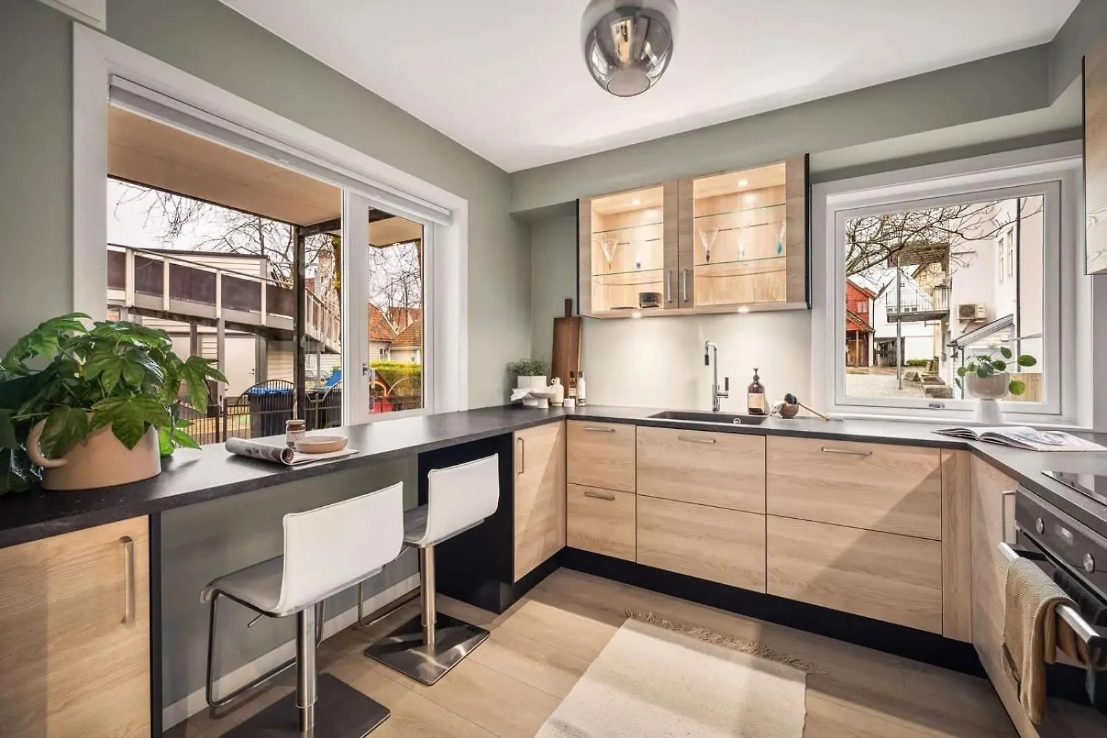 Dinbnb Apartment L Family Dream L 400M To Floien L Cozy Terrace Bergen 0*,  Norsko